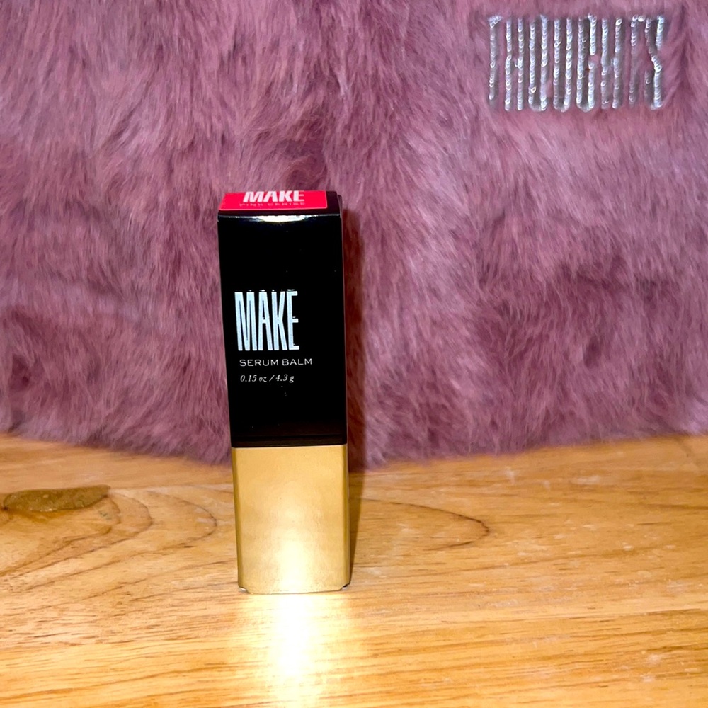 HYDRATING LIP TREATMENT
